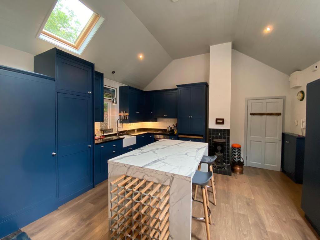 Апартаменты Gem In Connemara Flat Утерард Экстерьер фото